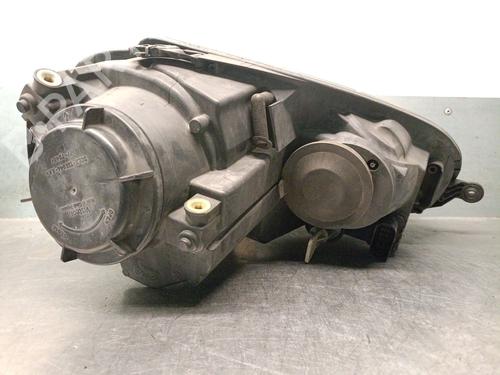 Left headlight VW GOLF V (1K1) 2.0 TDI 16V | BP33557279C28 - Image 2