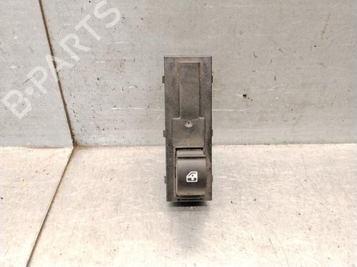 left-rear-window-switch-fiat-tipo-hatchback-356_-357_-2016-39407594 main image