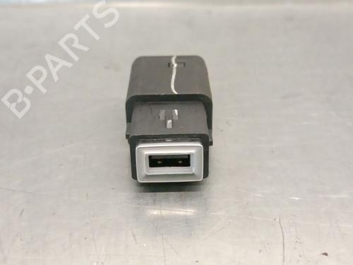 Elektronisk modul CITROËN C4 III (BA_, BB_, BC_) 1.2 PureTech 130 (BAHNSA, BAHNSB) (130 hp) 27452376