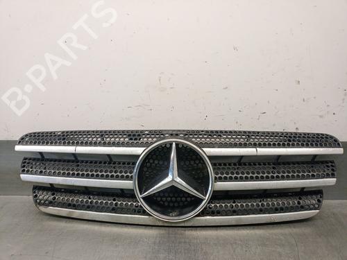 Used Grille MERCEDES-BENZ M-CLASS (W163) ML 270 CDI (163.113) (163 hp) 29704993