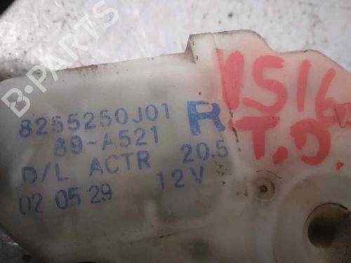 Rear right lock NISSAN TERRANO II (R20) 2.7 TDi 4WD | BP9667640C99 