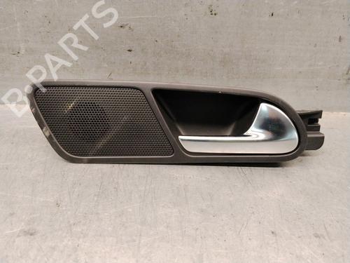 Used Rear right interior door handle Rear right interior door handle 38752601 38752601