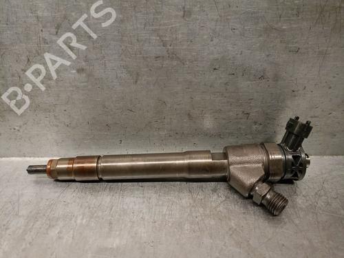 Spreder / Dyse RENAULT TRAFIC III Bus (JG_) 1.6 dCi 145 (JGMG) (145 hp) 31147816