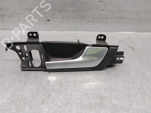 front-right-exterior-door-handle-audi-a3-sportback-8pa-2004-2005-2006-2007-2008-2009-2010-2011-2012-2013-2014-2015-37464984 main image