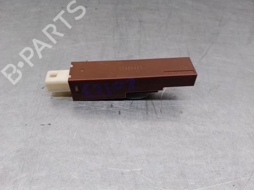 Used Antenna/Base TOYOTA AURIS (_E18_) 1.8 Hybrid (ZWE186_, ZWE186R) (136 hp) 17365263