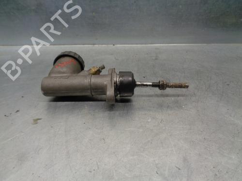 Clutch slave cylinder LAND ROVER DEFENDER Station Wagon (L316, L315) 2.5 TDI 4x4 (L316) | BP20258654M113 