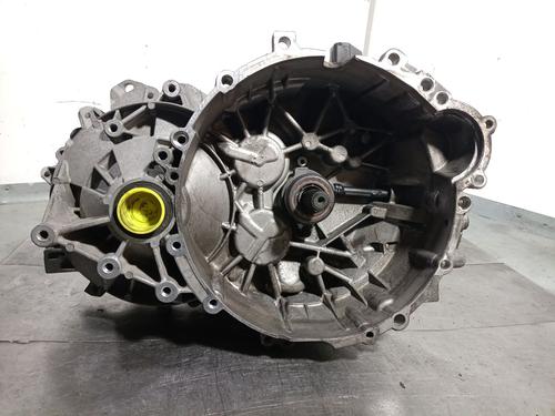 Używane Skrzynia biegów Skrzynia biegów VOLVO V50 (545) 2.4 (140 hp) 36868734 36868734