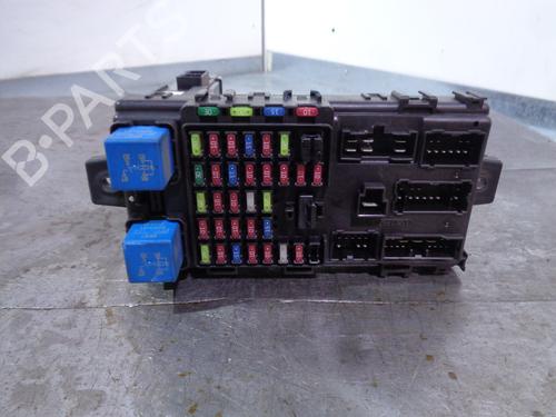 Used Fuse box HYUNDAI SANTA FÉ I (SM) 2.0 CRDi 4x4 (113 hp) 13368756