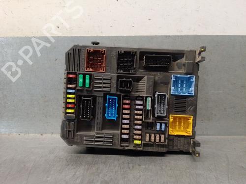 Used Fuse box PEUGEOT EXPERT Van (V_) 2.0 BlueHDi 120 (122 hp) 27298411
