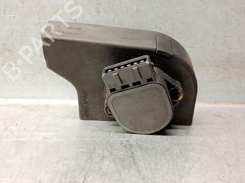 Used Pedal RENAULT MEGANE I Classic (LA0/1_) 1.9 D (LA0A, LA0U, LA0R) (64 hp) 32773981