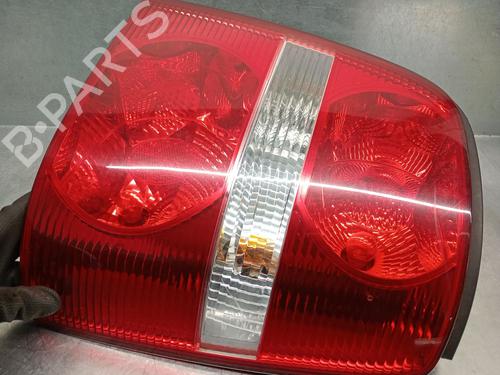Right taillight VW TOURAN (1T1, 1T2) 2.0 TDI 16V | BP29426076C35 