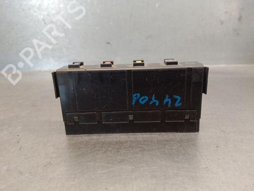 Fuse box TOYOTA AURIS (_E18_) 1.3 Dual-VVTi (NRE180_, NRE180R) | BP31775695E1
