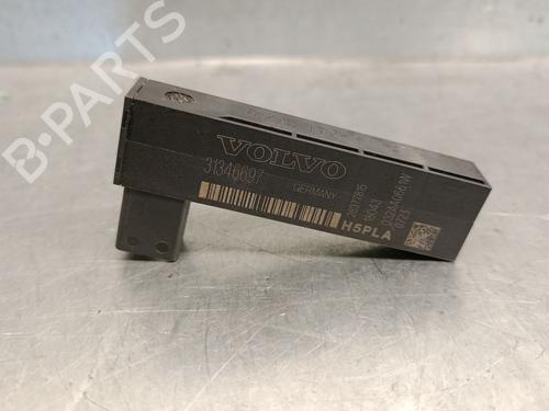 Used Antenna/Base VOLVO XC40 (536) D4 AWD (190 hp) 29917478