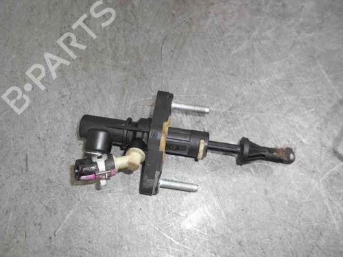 Clutch slave cylinder TOYOTA YARIS (_P9_) 1.0 VVT-i (KSP90_, KSP90R) | BP20246175M113 