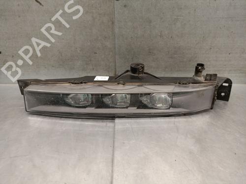 Used Right front fog light Right front fog light 39142176 39142176