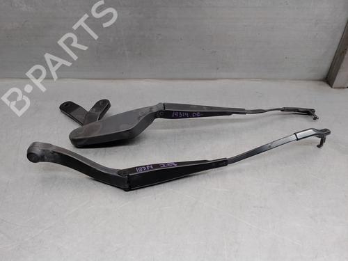 Used Front windshield wiper arm MERCEDES-BENZ E-CLASS (W212) E 300 CDI / BlueTEC (212.020, 212.021, 212.027) (231 hp) 16346280
