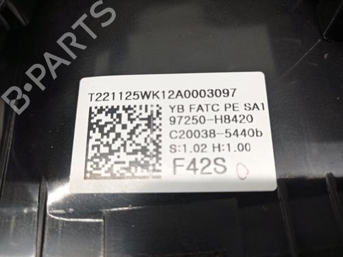AC Styreenhet / Manøvreringsenhet KIA STONIC (YB)  | BP15944828I5 