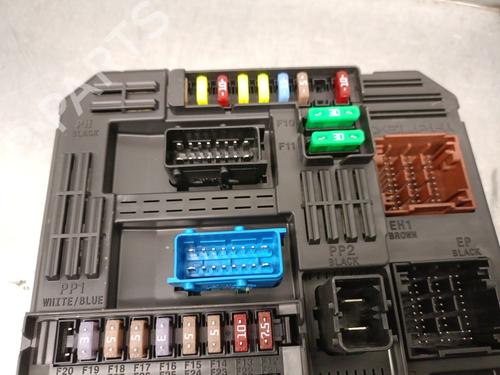 Fuse box DS DS 7 Crossback (J4_, JR_, JC_) E-TENSE 225 (J4DGZU) | BP31915588E1 