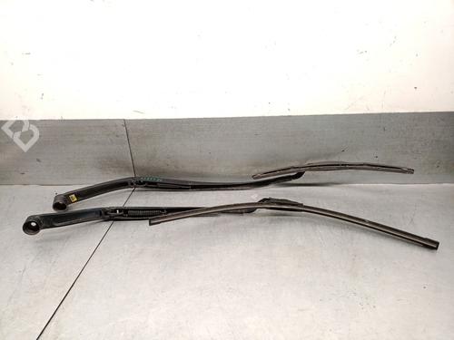 Front windshield wiper arm KIA NIRO I (DE) 1.6 GDI Hybrid 98321G5000 | 98321G5000