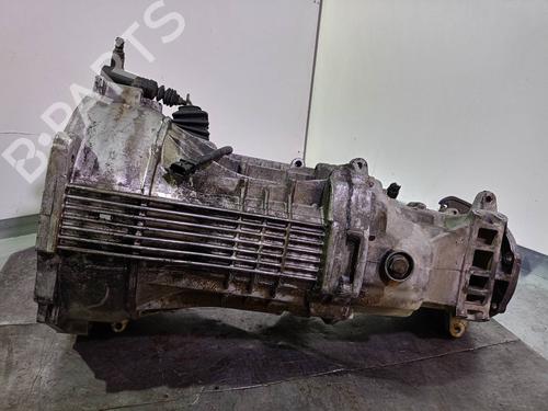 Gearbox KIA SORENTO I (JC) 2.5 CRDi 4WD | BP18696383M3 