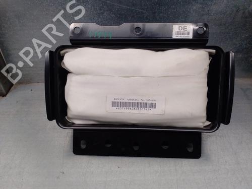 Used Passenger airbag KIA MAGENTIS II (MG) 2.0 CRDi (140 hp) 17468480