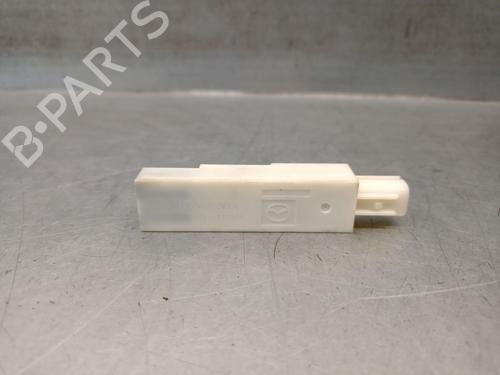 antennabase-mazda-3-hatchback-bp-2018-26206881 main image