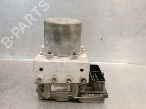 Used ABS pump AUDI A4 B8 Avant (8K5) RS4 quattro (450 hp) 26502636