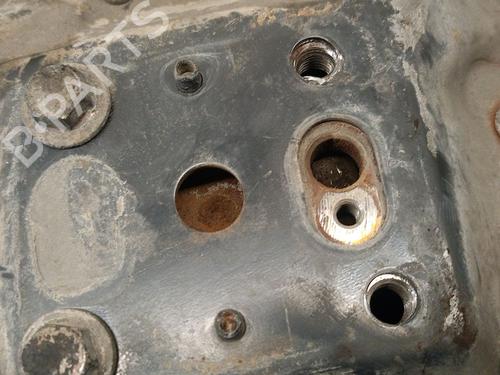 Achsschenkel links hinten FORD FOCUS I (DAW, DBW) 1.6 16V | BP29935647M27 