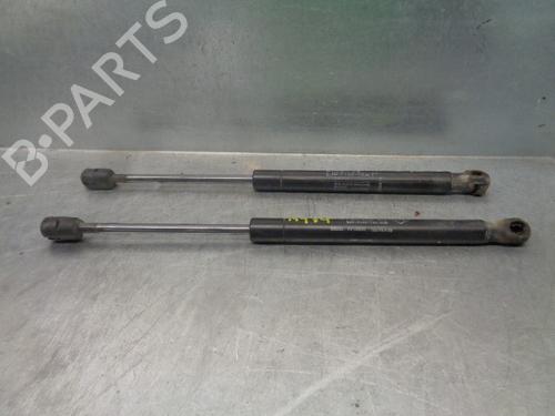 Used Tailgate lift support RENAULT MEGANE II Saloon (LM0/1_) [2003-2025]  20263506
