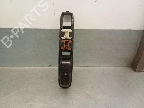 Left front window switch DACIA SANDERO III 1.0 TCe 90 | BP29587574I27 