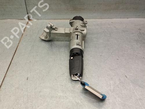 Used Ignition barrel CHEVROLET CAPTIVA (C100, C140) 2.0 D (126 hp) 30615485