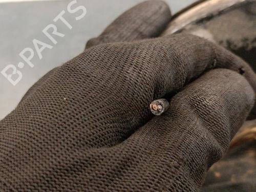 Right front steering knuckle LAND ROVER FREELANDER I (L314) 2.0 Td4 4x4 | BP24468641M26 