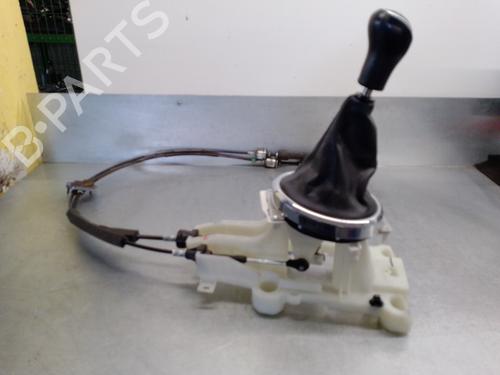 Used Gear lever MITSUBISHI ASX (GA_W_) 1.6 MIVEC (GA1W) (117 hp) 13367086