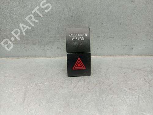 Used Warning switch SEAT TOLEDO IV (KG3) 1.6 TDI (115 hp) 21582051