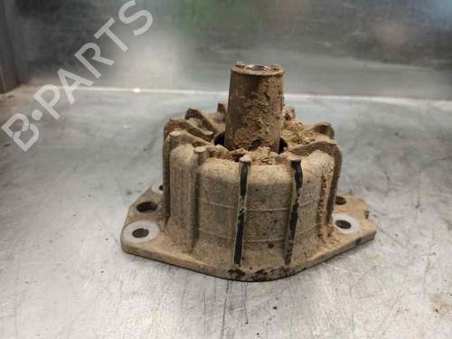 Used Engine mount Engine mount 8762998 8762998