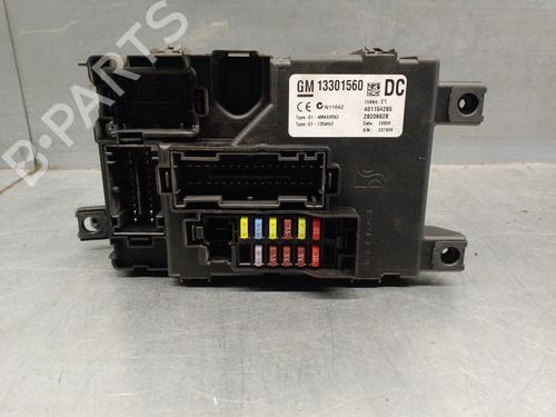 Used Fuse box OPEL CORSA D (S07) 1.2 (L08, L68) (80 hp) 17098056