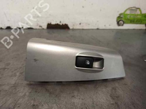 Used Right rear window switch KIA SPORTAGE II (JE_, KM_) 2.0 CRDi (140 hp) 5610003
