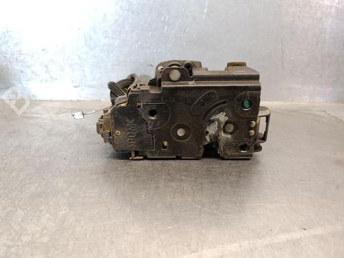 Zamek drzwi przednich prawych VW NEW BEETLE (9C1, 1C1)  | BP28214211C97 
