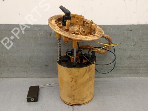Used Fuel pump AUDI A6 C6 (4F2) 2.7 TDI (180 hp) 30830309