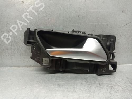 Højre bagtil invendig håndtag OPEL CORSA F (P2JO) 1.5 (68) (102 hp) 21840290