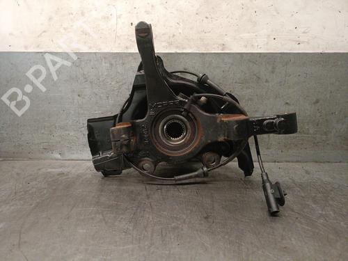Used Left front steering knuckle FIAT 500e (332_) Elektro 3+1 (FA1) (118 hp) 26001249