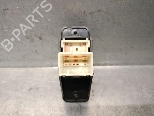 Right front window switch KIA STONIC (YB) 1.0 T-GDi Eco-Dynamics+ | BP38046548I26 - Image 2