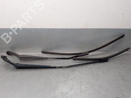 front-windshield-wiper-arm-audi-a3-sportback-8va-8vf-2012-2013-2014-2015-2016-2017-2018-2019-2020-2021-33240764 main image