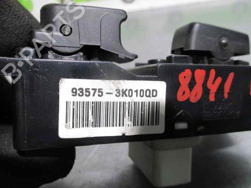 Right front window switch HYUNDAI SONATA V (NF) 2.0 CRDi | BP2841142I26 