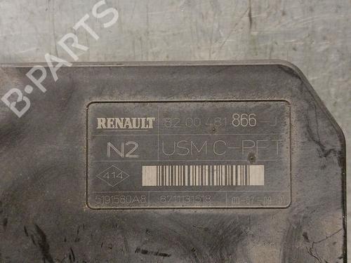 Fuse box RENAULT GRAND SCÉNIC II (JM0/1_) 1.5 dCi (JM1E) | BP23073878E1 
