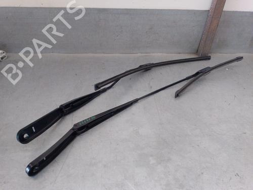 Front windshield wiper arm BMW X1 (F48) sDrive 16 d | BP26124207C143 