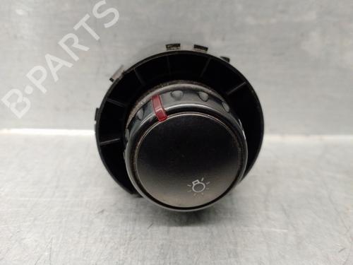 Used Headlight switch SEAT TOLEDO III (5P2) [2004-2009]  14328447