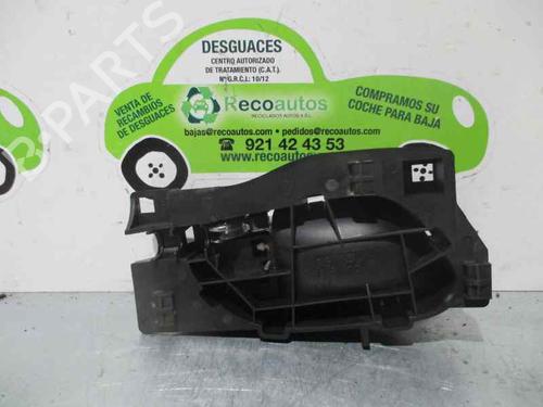 Front left interior door handle PEUGEOT 407 (6D_) 2.0 HDi 135 (6DRHRH, 6DRHRE, 6DRHRG, 6DRHRJ) | BP3214757I13 