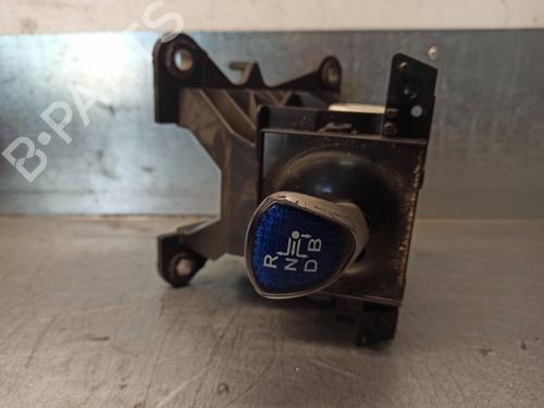 Used Gear lever TOYOTA AURIS (_E15_) 1.8 Hybrid (ZWE150_, ZWE150R) (136 hp) 8351932