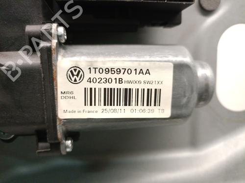 Front left window mechanism VW TOURAN (1T3) 1.6 TDI | BP31860257C22